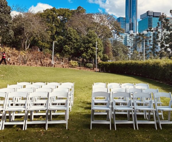Chair Adults Americana - White or Black