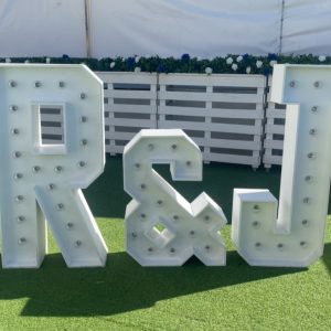 700cm HUGE Light up SYMBOLS - heart / &